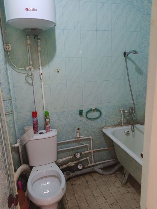 Чирчик шахар
Октябр  
#1-хона 4-етаж 
Квартира ижарага берилади
Нар