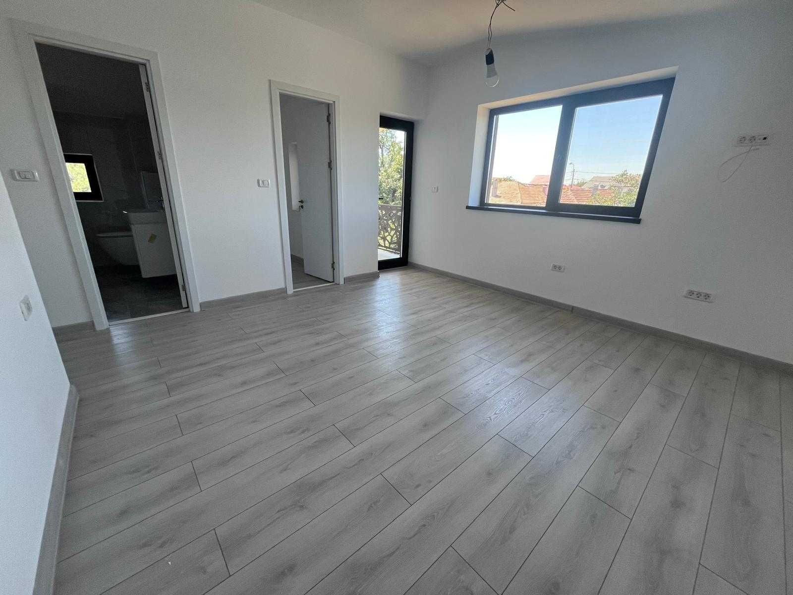 Vand Vila tip duplex P+M - proprietar