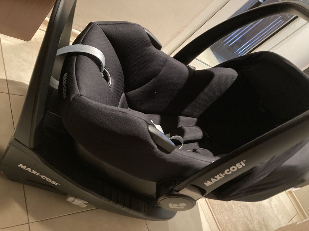 Кошче за кола Maxi-Cosi Tinca + Isofix