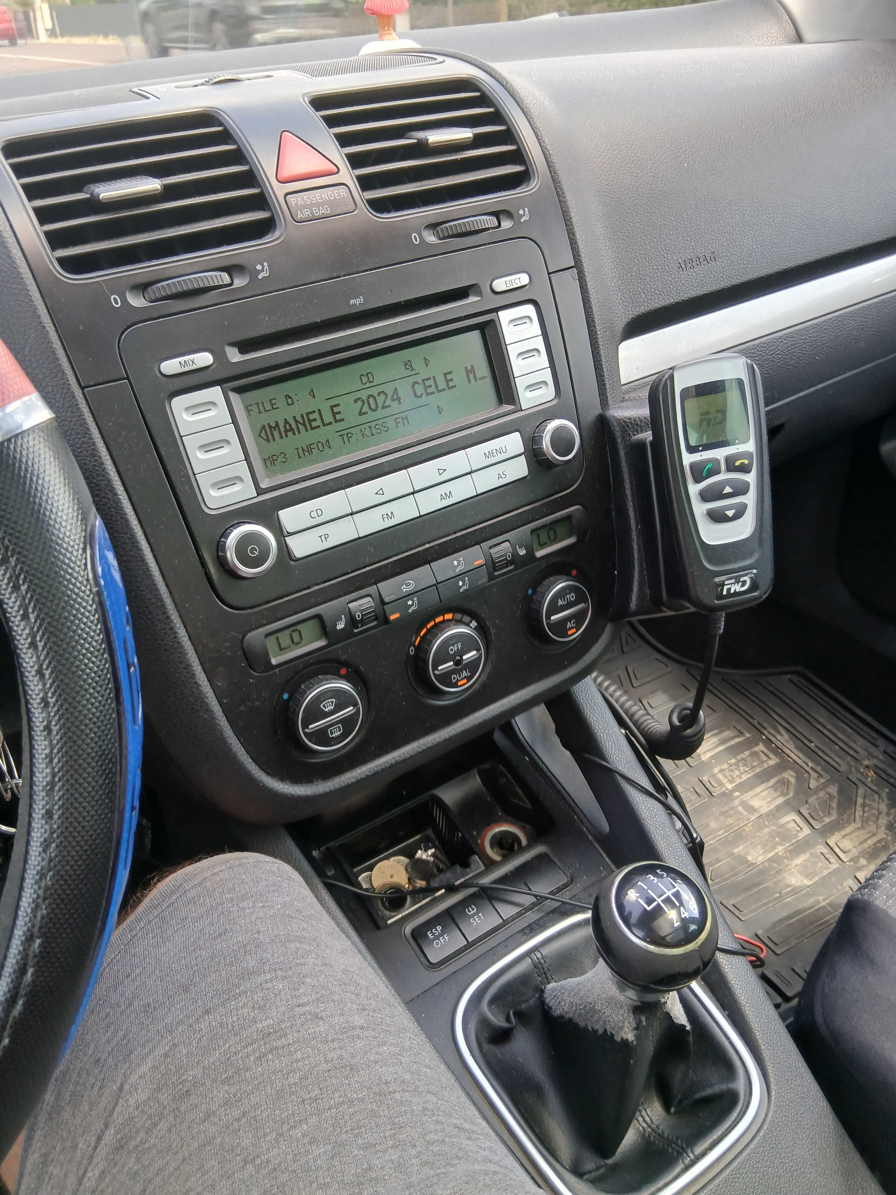 Se vinde golf 5 stare buna , masina personala acte la zi