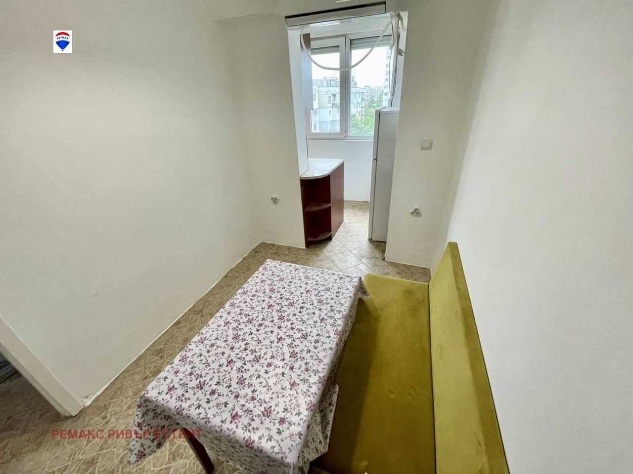 Продава се Едностаен апартамент в Русе, Родина 2 - 37 кв.м за 1430 €/кв.м - Снимка #6