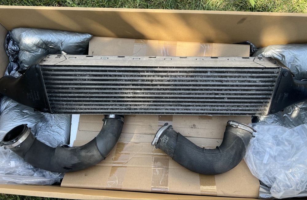 Интеркулер Audi A6 C7 3.0 BITDI