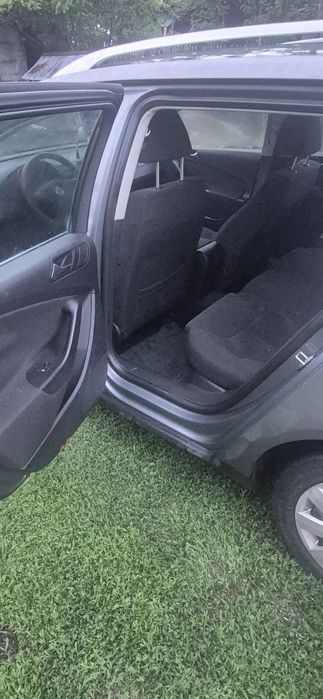 Vând sau schimb detalii in privat