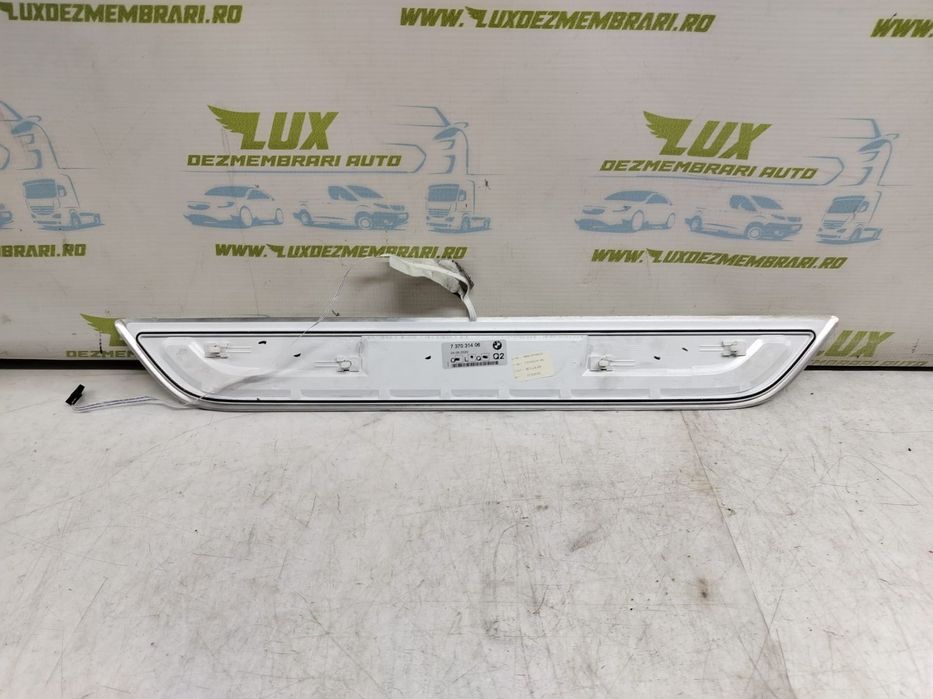 Ornament stanga 737031406 BMW Seria 7 G11/G12 [facelift] [2019 - 2020