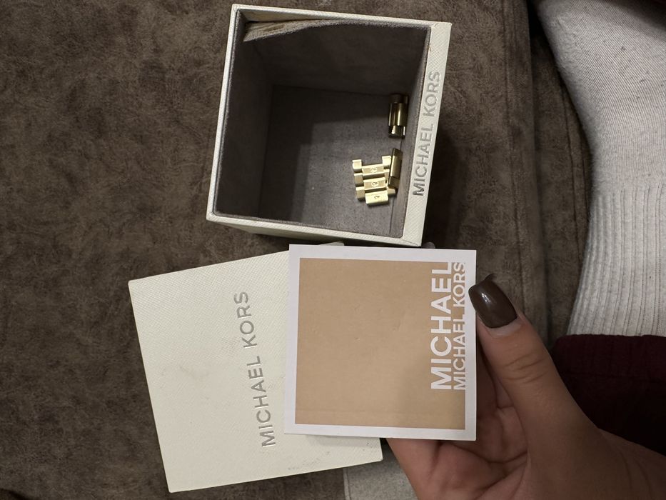 Часовник Michael Kors