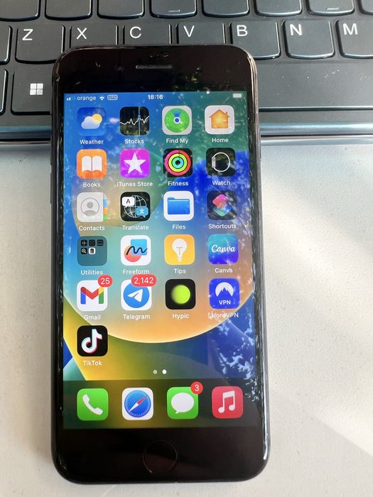 Iphone 8 liber de retea