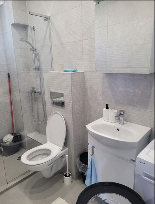 Дава се под наем Тристаен апартамент в Варна, м-т Пчелина - 90 кв.м за 433.5 € - Снимка #10