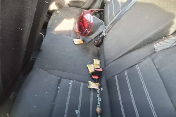 plansa ceasuri de bord volan caseta de directie ansamblul motoras stergatoare  bloc de lumini spirala volan Dacia Sandero stepway 3, an 2021, motor 1.0 tce 91cp cod motor H4d   dezmembrez