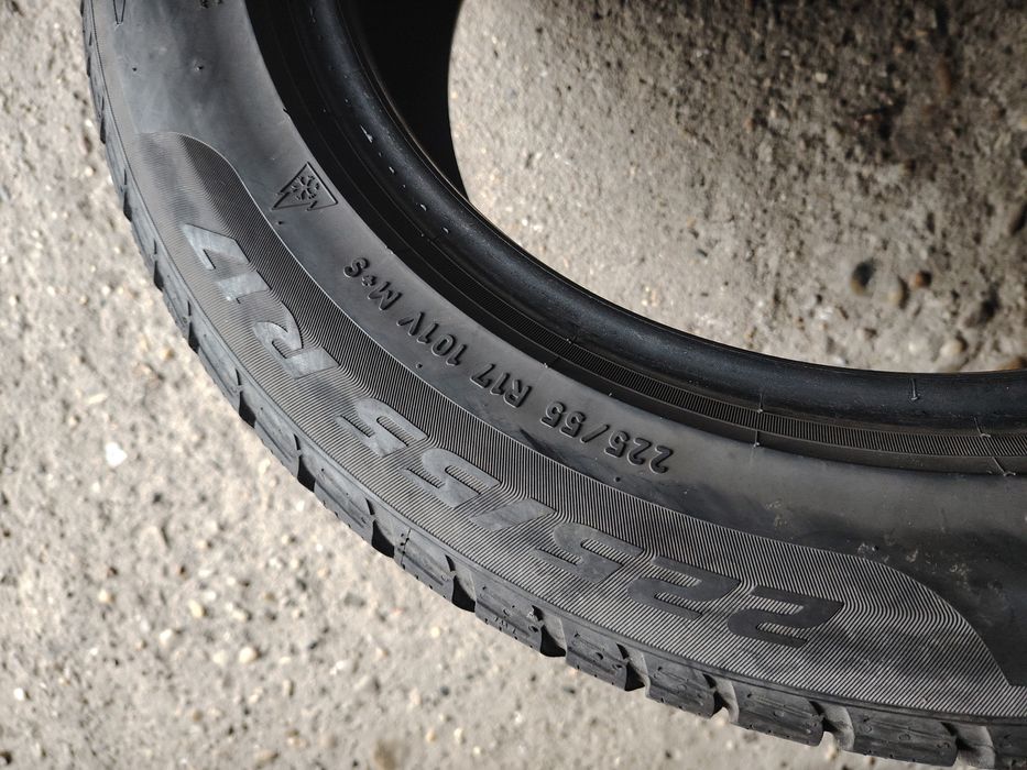 225/55 R17 Pirelli Sottozero Winter M+S