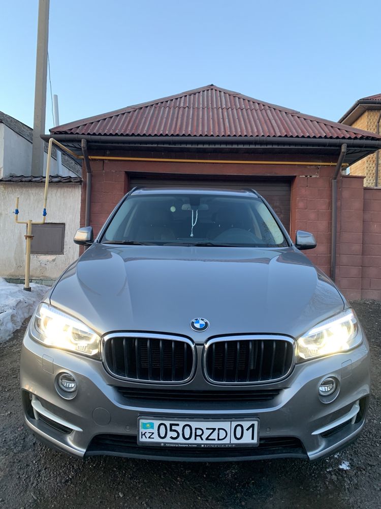 Продам BMW X5 2016 в идеальном состоянии