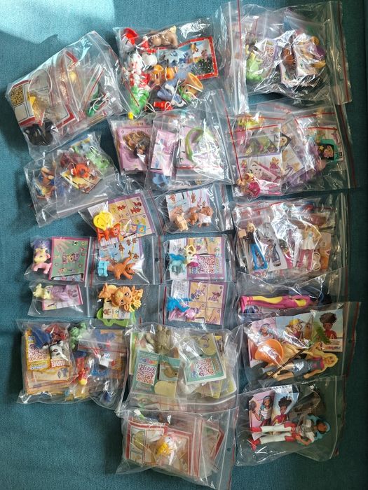 Kinder joy,surprise играчки