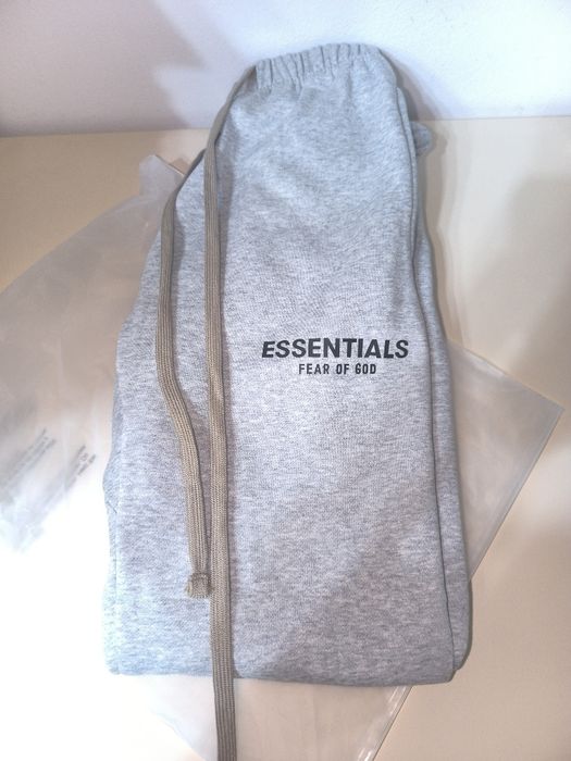 Pantaloni essentials Fear of God M Grey