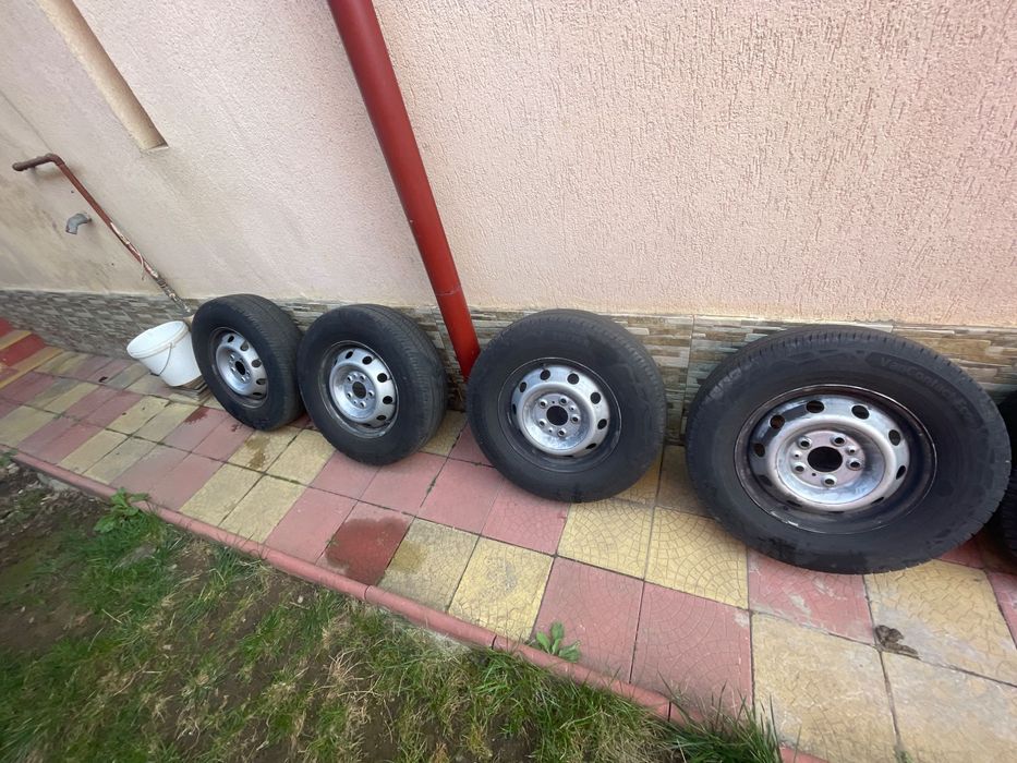 Set Continental  jenti+anvelope 215/75 r16c