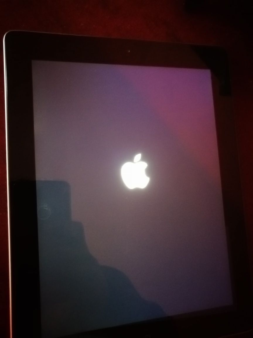 Vând ipad, 16GB puțin folosit