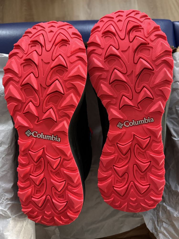Columbia Туристически обувки Mid Waterproof