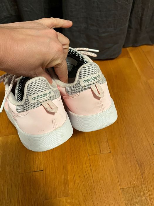 Маратонки Adidas, номер 40