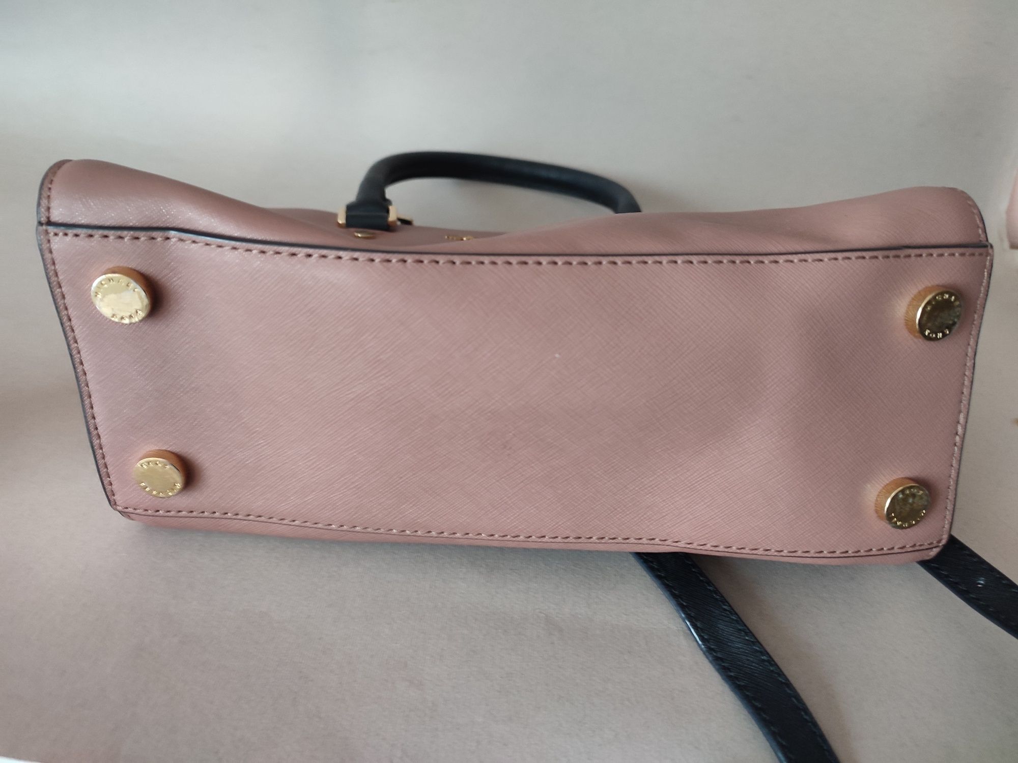 Michael Kors оригинална чанта естествена кожа