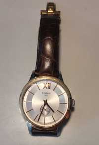Часовник Tissot Classic Gent Gold Automatic