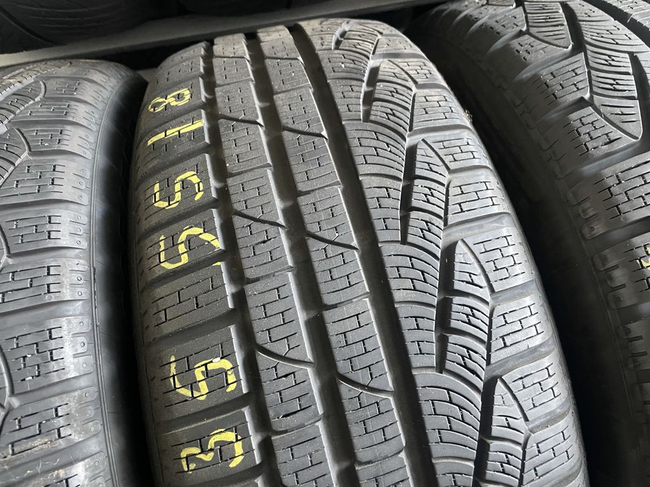 Anvelope iarna 235/55/18 Pirelli set 4 buc