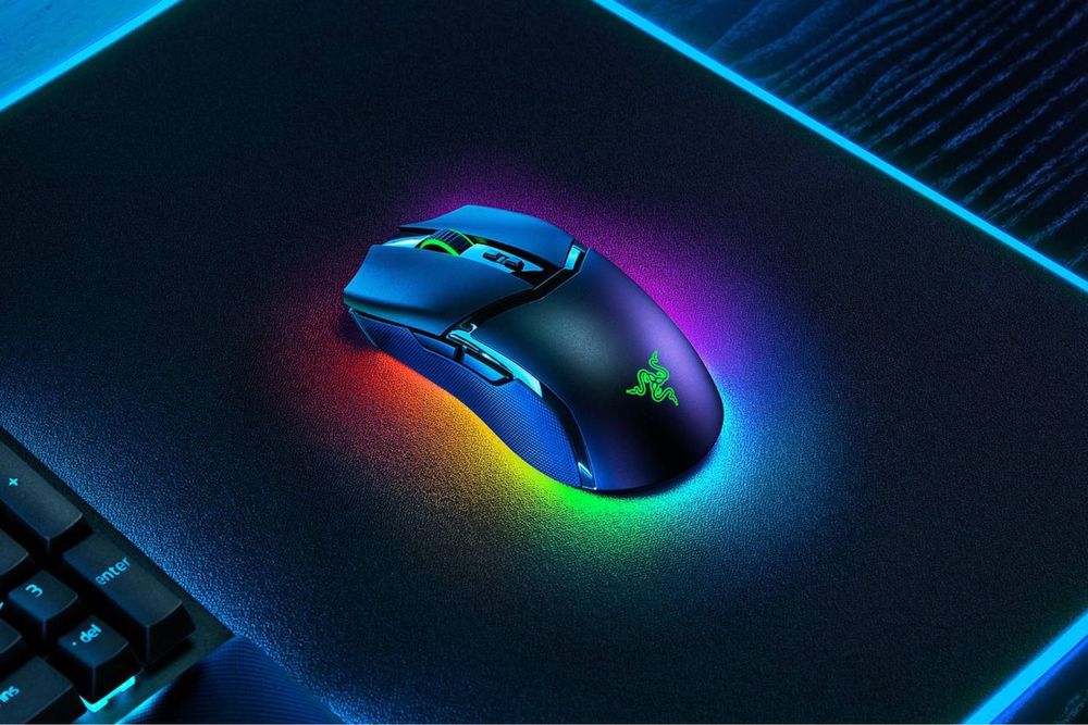 Razer Cobra Pro. Black.  Mishka