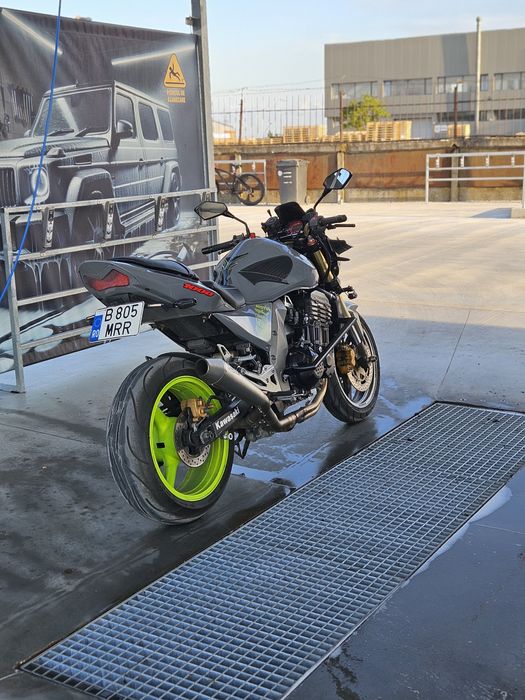Kawasaki Z1000 2006