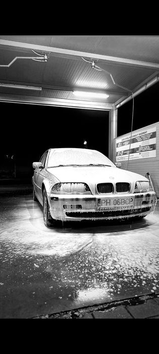 Vând BMW e 46 pt piese sauu refăcut