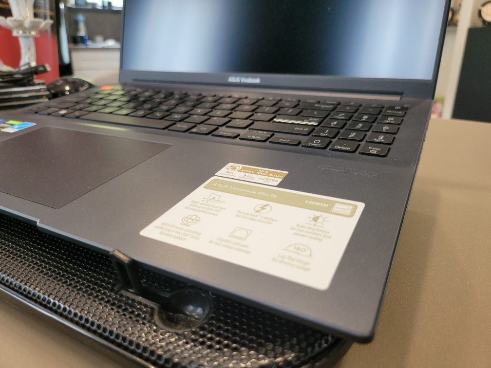 Laptop ASUS VivoBook Pro 16  i7-12700H 16'' ,16GB 1 TB SSD RTX™ 3050Ti