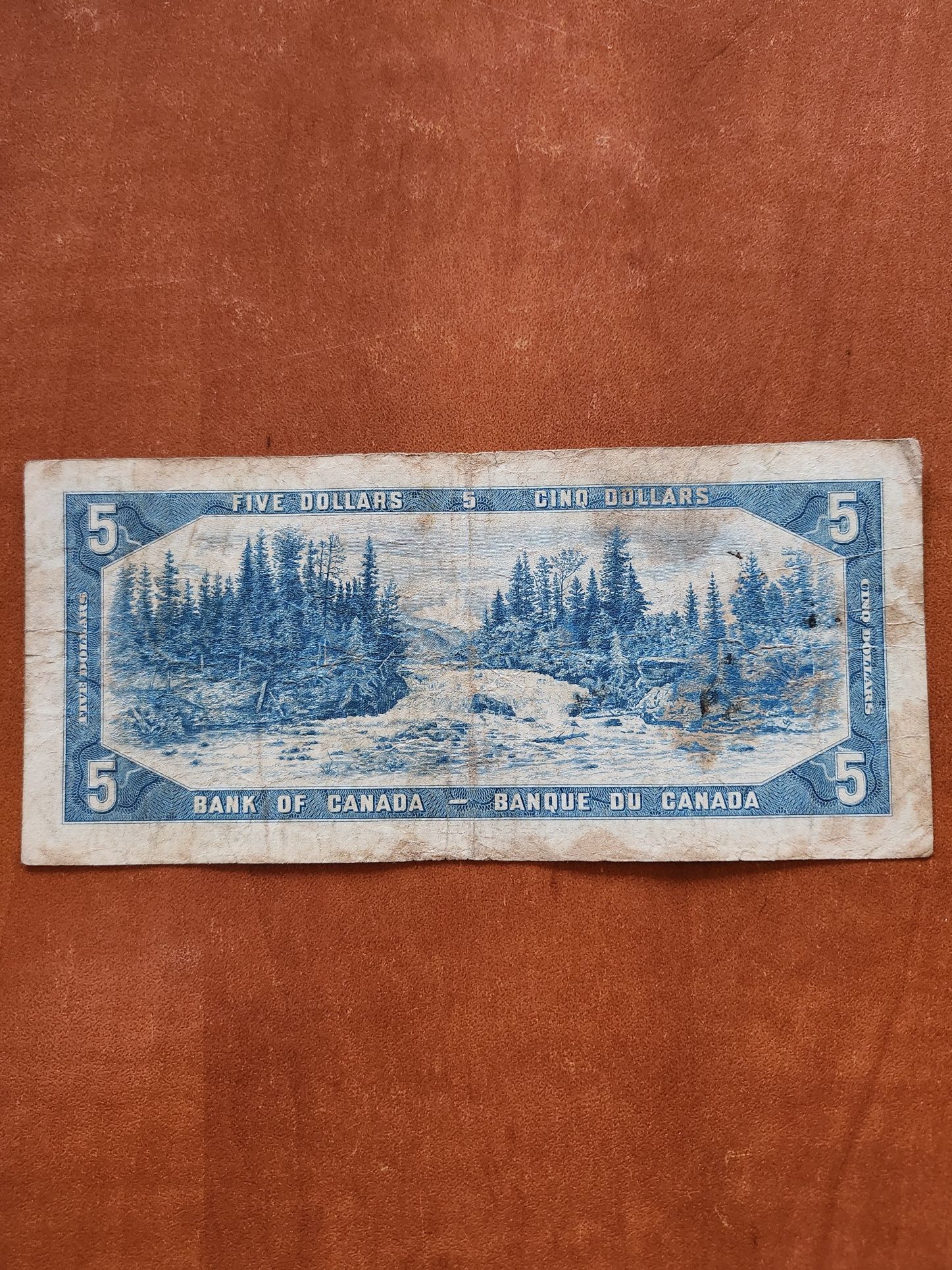 Lot 5, 2×2 ,1 Dollar Canada.