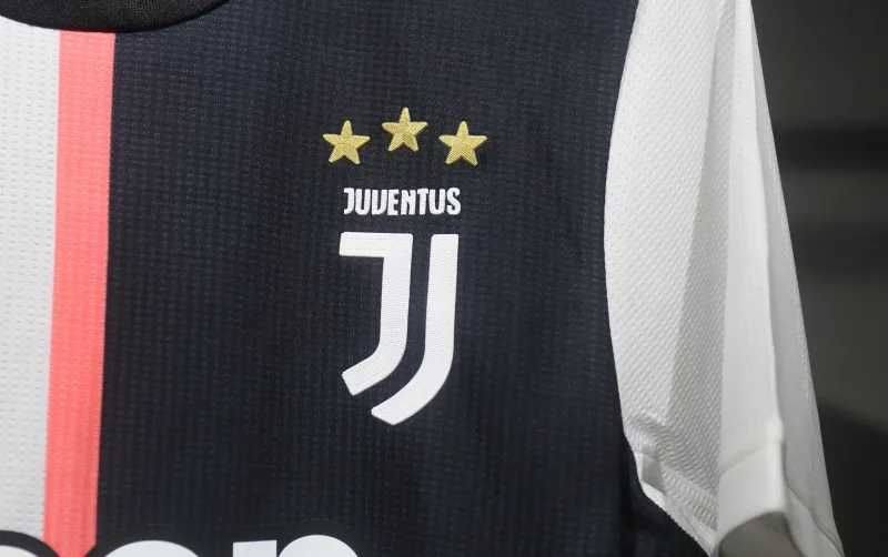 Tricou Juventus special retro player edition