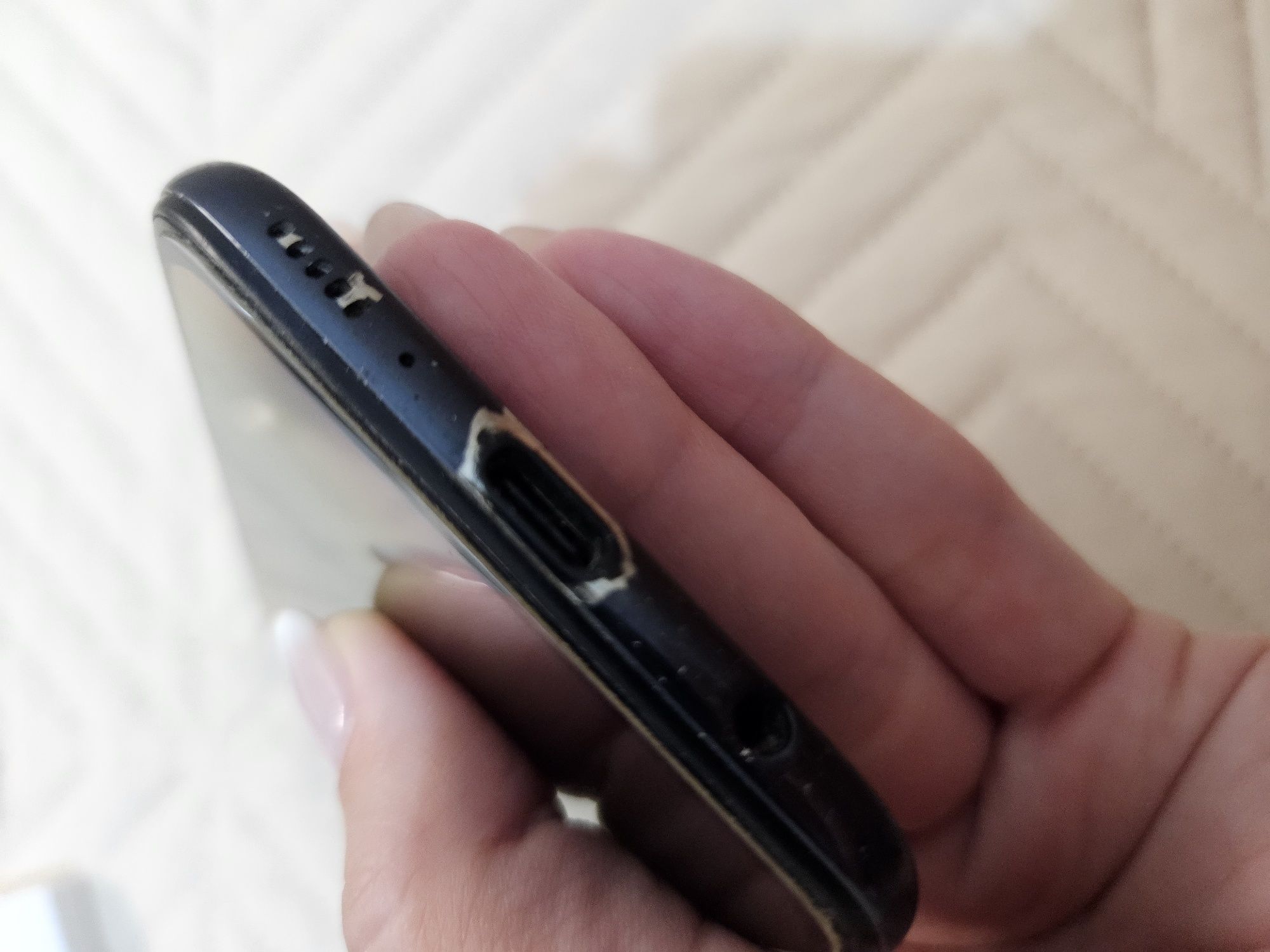 Телефон Самсунг Galaxy А40