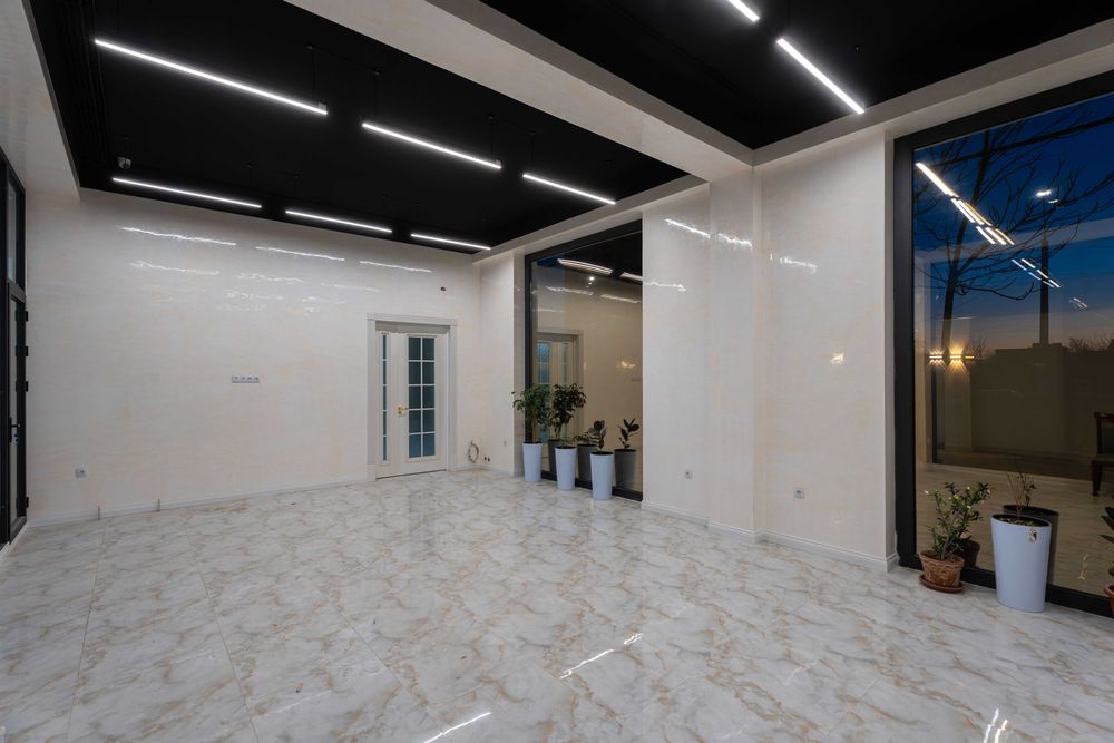 Продается нежилое помещение под офис 542кв