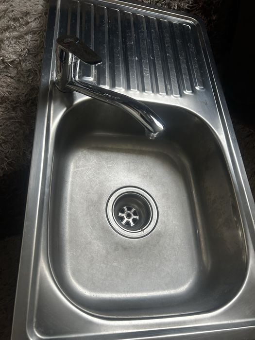 Мивка с батерия сифон и меки връзки