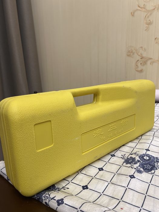 Пресс клещи. Гидравлические клещи YQK-240