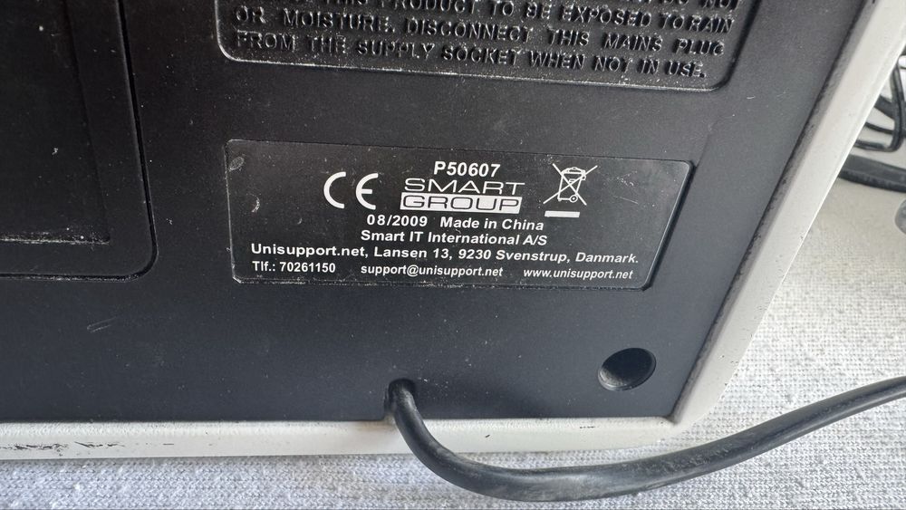 Radio digital cu auxiliar , FM si DAB fm