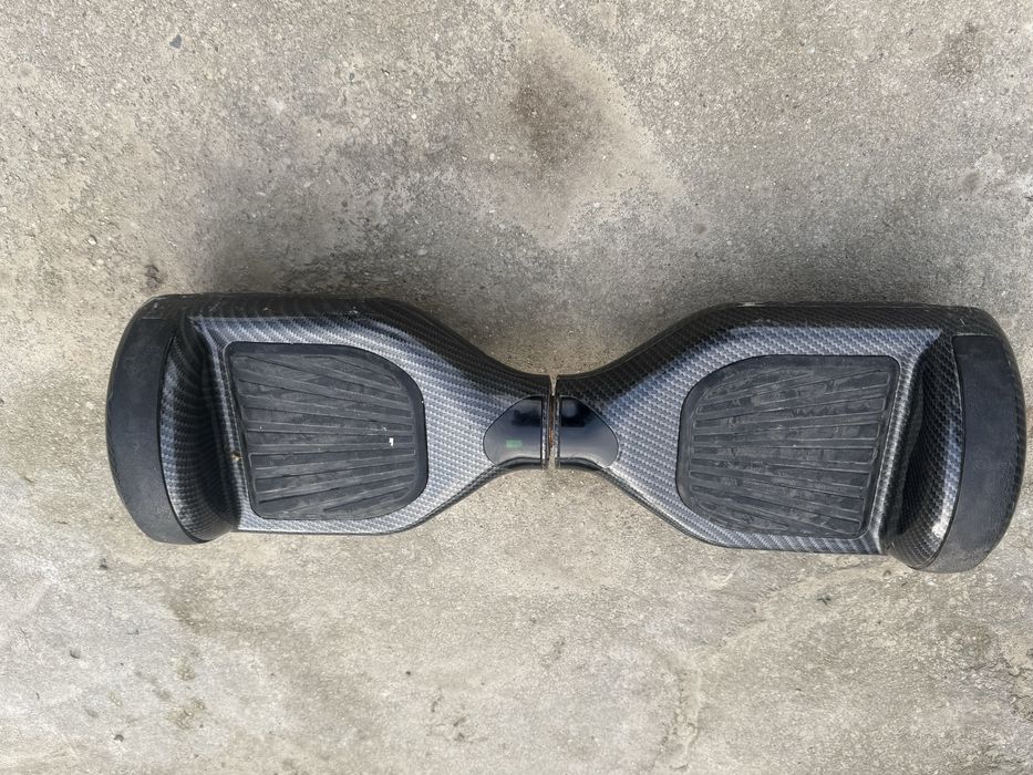 Hoverboard in stare buna si funcioneaza perfect fara defecte