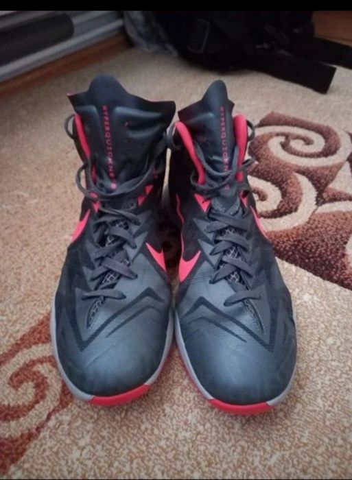 Bascheți Nike 45,5