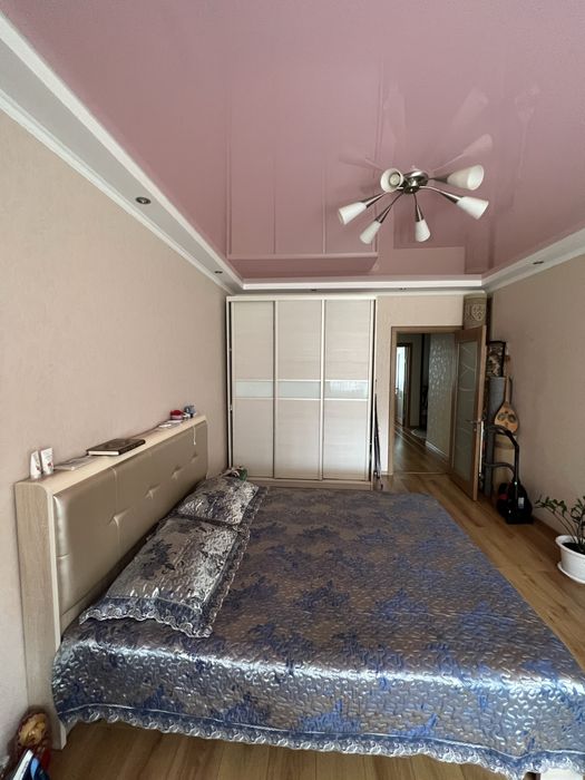 Продам 3-х комн.квартиру в 6 мкр.