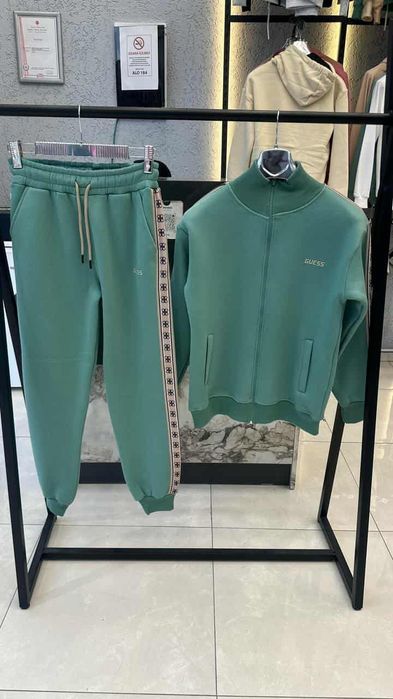 Дамски ватирани комплекти