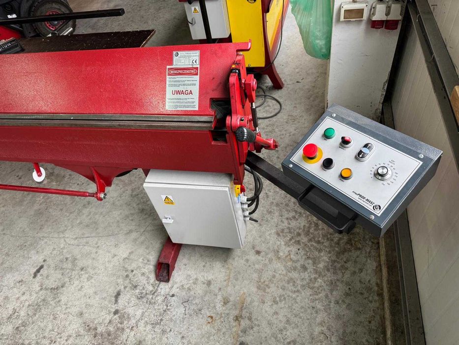 Mașină de îndoit tabla electrica (abkant electric)