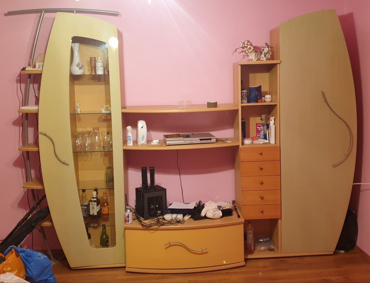 Vând mobilă living