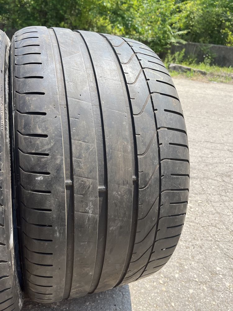 2 бр. летни гуми 305/30/20 Pirelli DOT 2617 4,5 mm