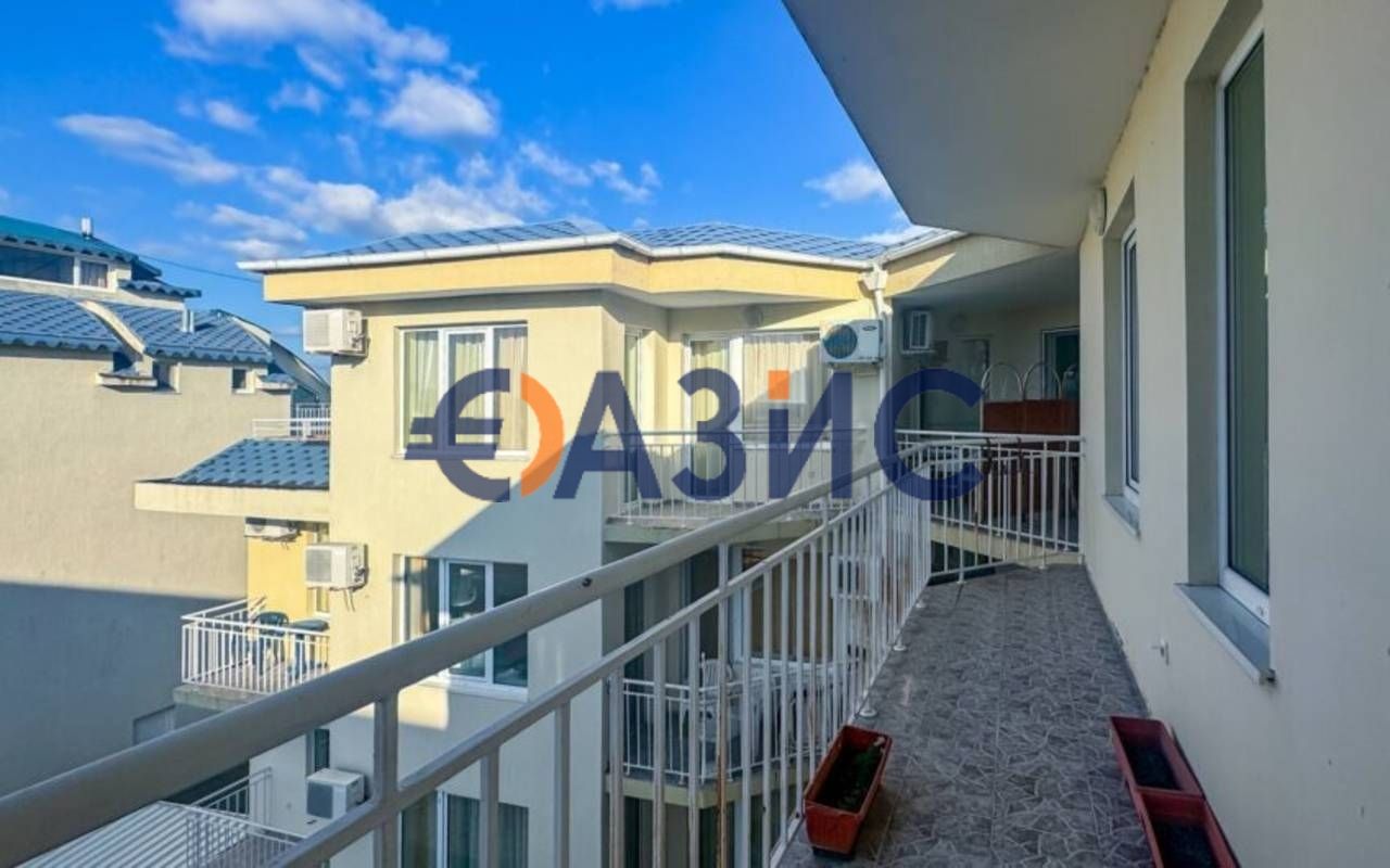 Апартамент с 2 спальнями в комплексе Рутланд Бей, 131 кв.м., Равда,