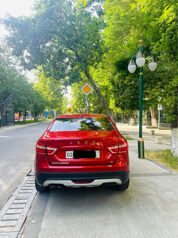 Lada Cross FULL
