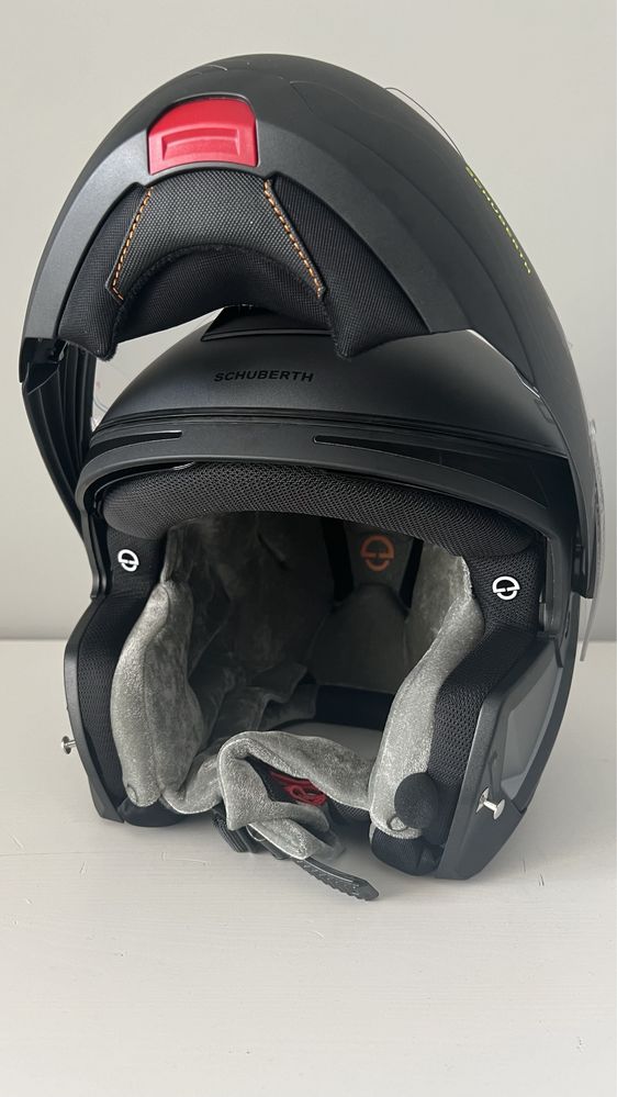 Casca Schuberth C4 Pro Marimea M noua