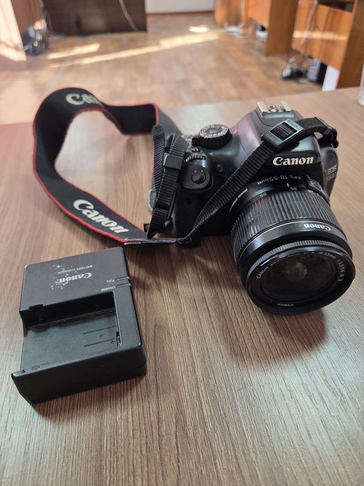 Продам фотоаппарат EOS550D
