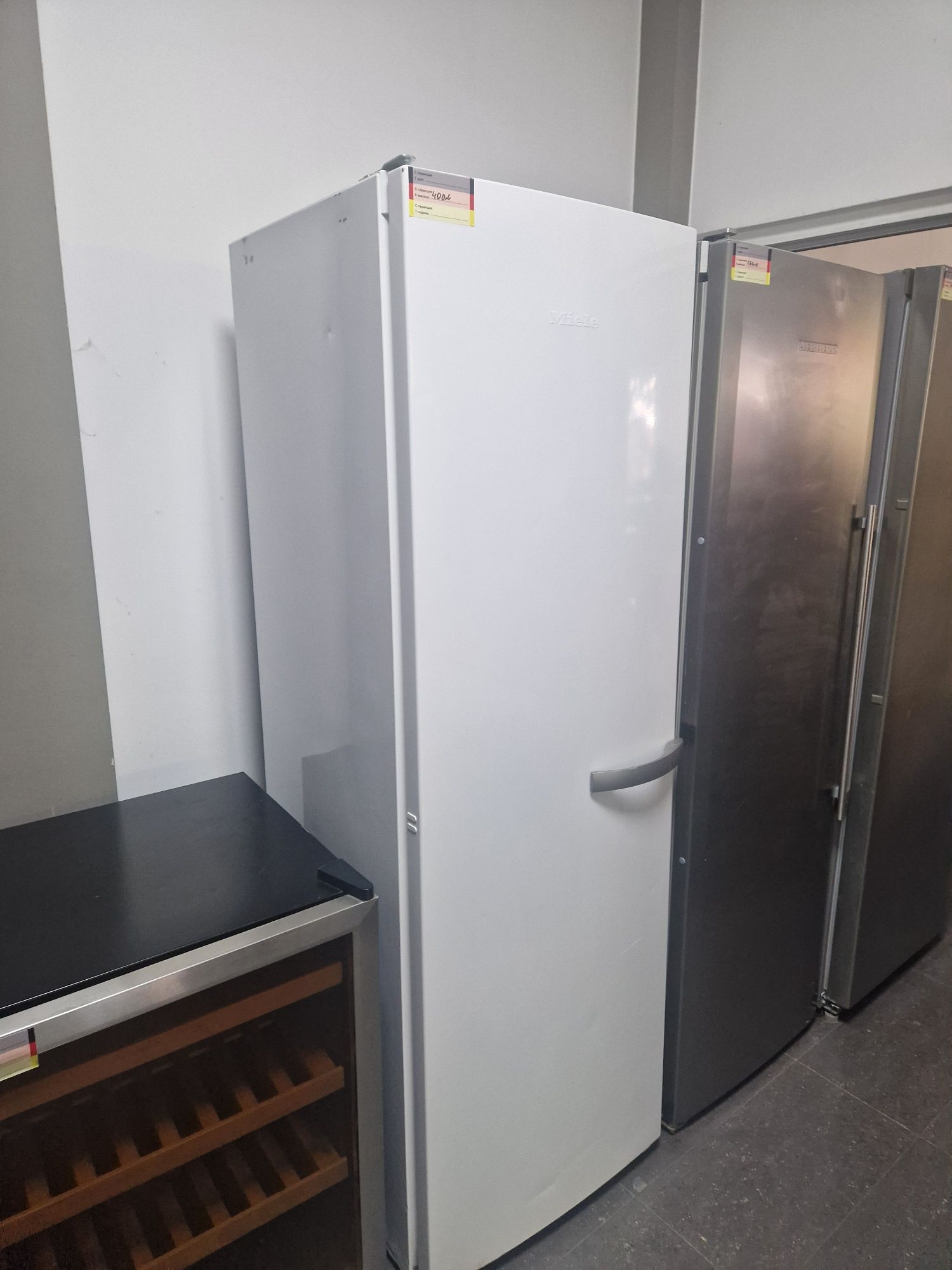 Хладилник охладител Miele A++