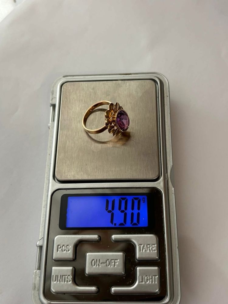 Съветски златен пръстен 583