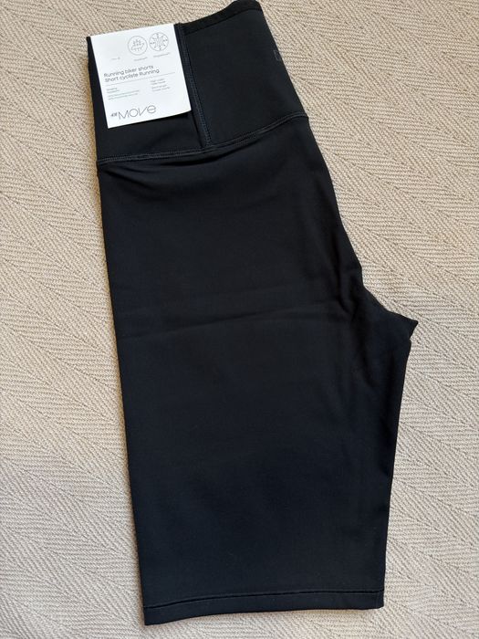 H/M Shortik Yugurish va Sport uchun