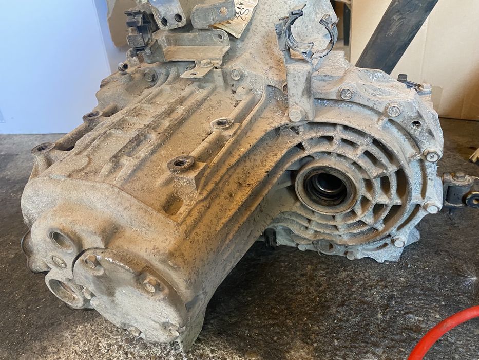 Cutie Nissan Primera Benzina 5+1