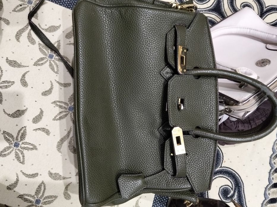 Сумка продается в хорошем состоянии